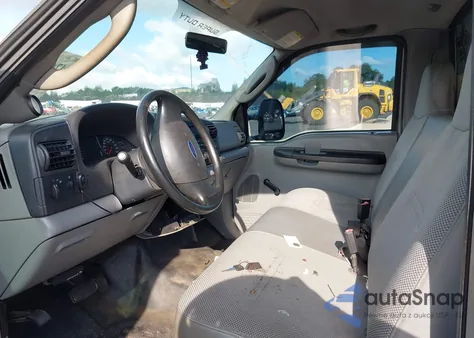 2006 Ford F-250 Xl/Xlt из США, поврежденный, VIN 1FTSF21P26EB85050